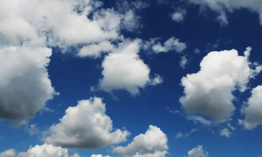 7 Factors to Consider When Choosing Between Public or Private Cloud