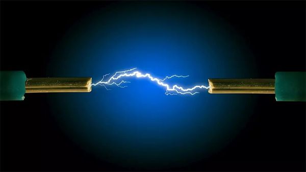 5 Reasons Apache Spark is the Swiss Army Knife of Big Data Analytics